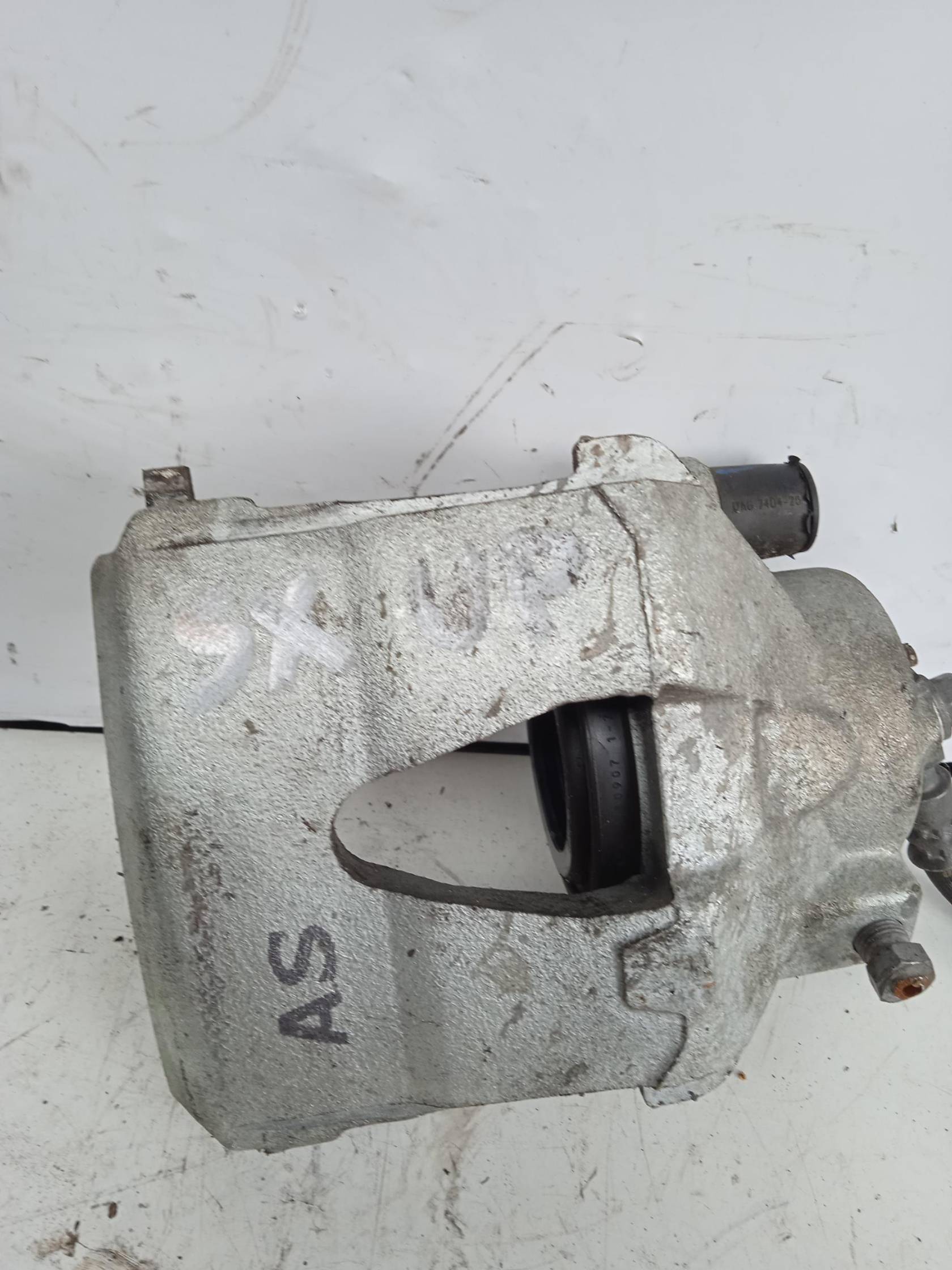 Pinza freno ant. sx.